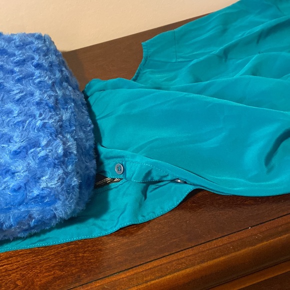 Sleeveless blouse - Picture 3 of 5